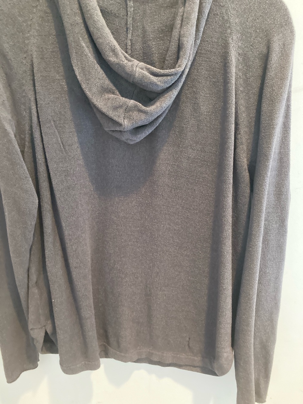 Barefoot Dreams Heather Gray Cozy Hooded Pullover - Picture 5 of 5